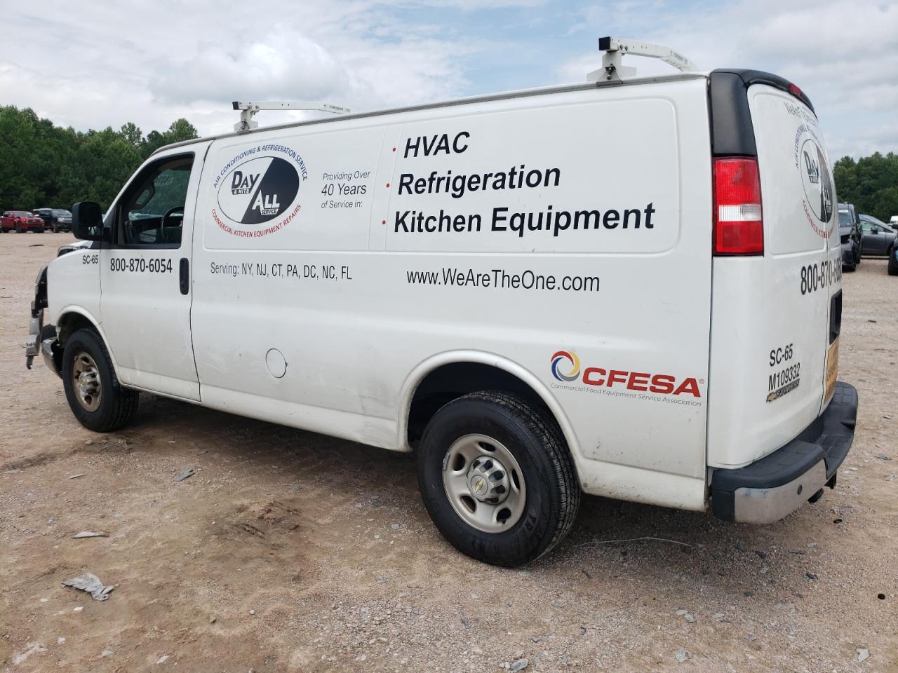 2022 CHEVROLET EXPRESS G2500  VIN:1GCWGAFP9N1285850