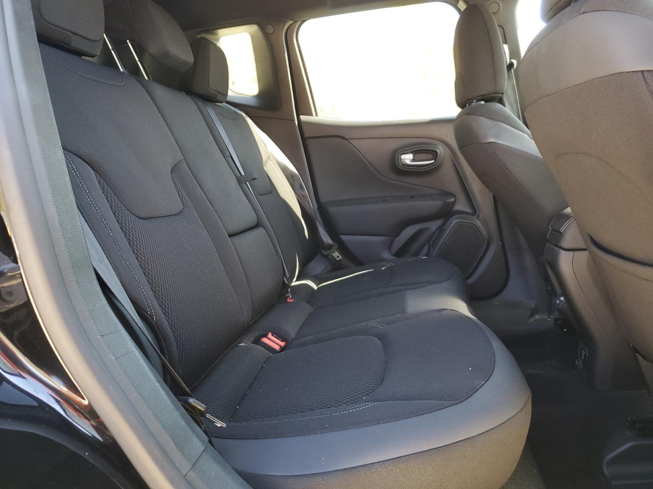2022 JEEP RENEGADE ALTITUDE VIN:ZACNJDE13NPN79138