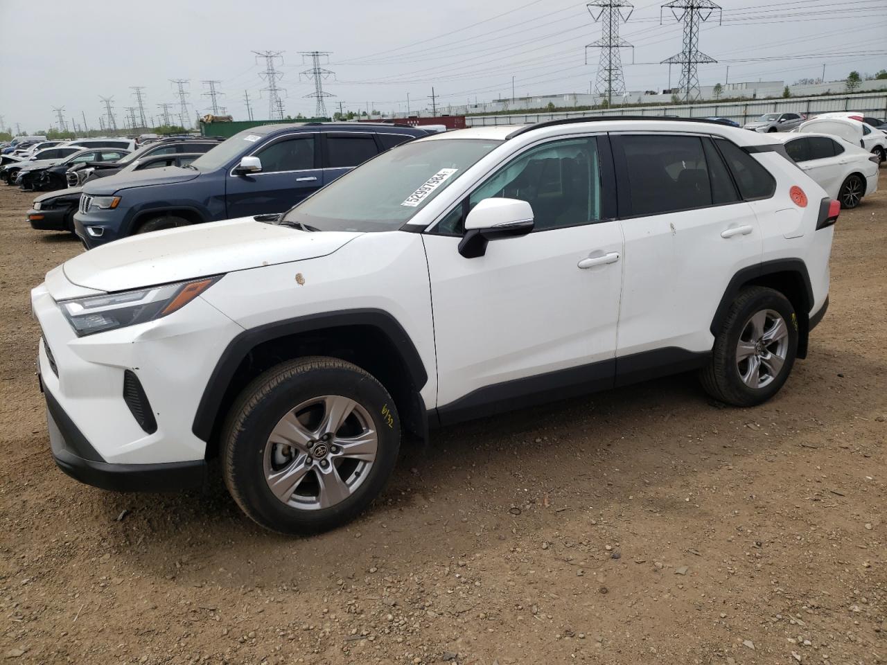 2023 TOYOTA RAV4 XLE VIN:2T3P1RFV2PC329146