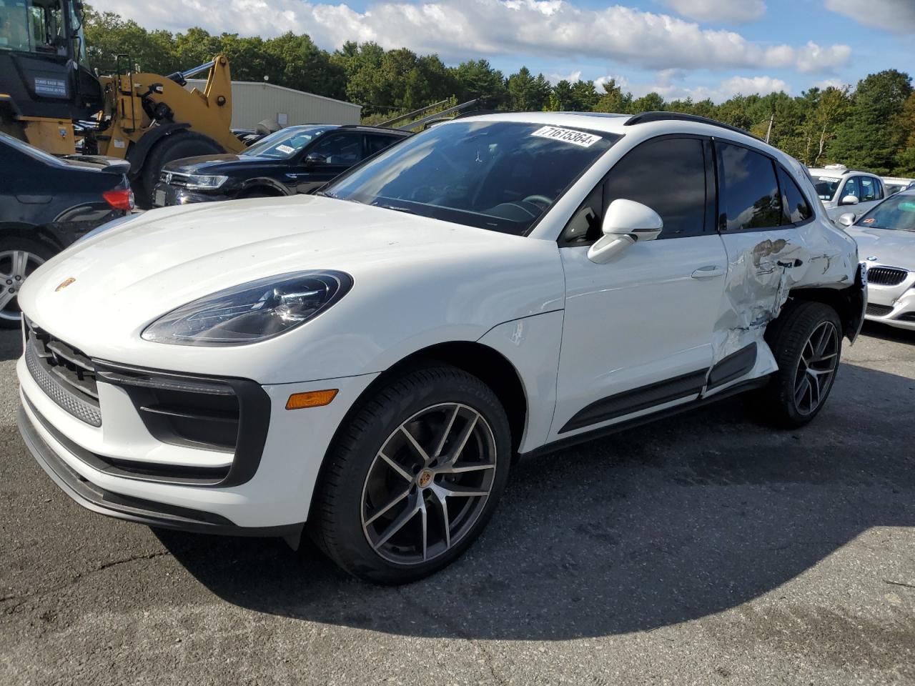 2024 PORSCHE MACAN BASE VIN:WP1AA2A51RLB20276