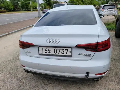 2016 Audi A4 KMWAUZZZF4XGA0635 VIN:KMWAUZZZF4XGA0635