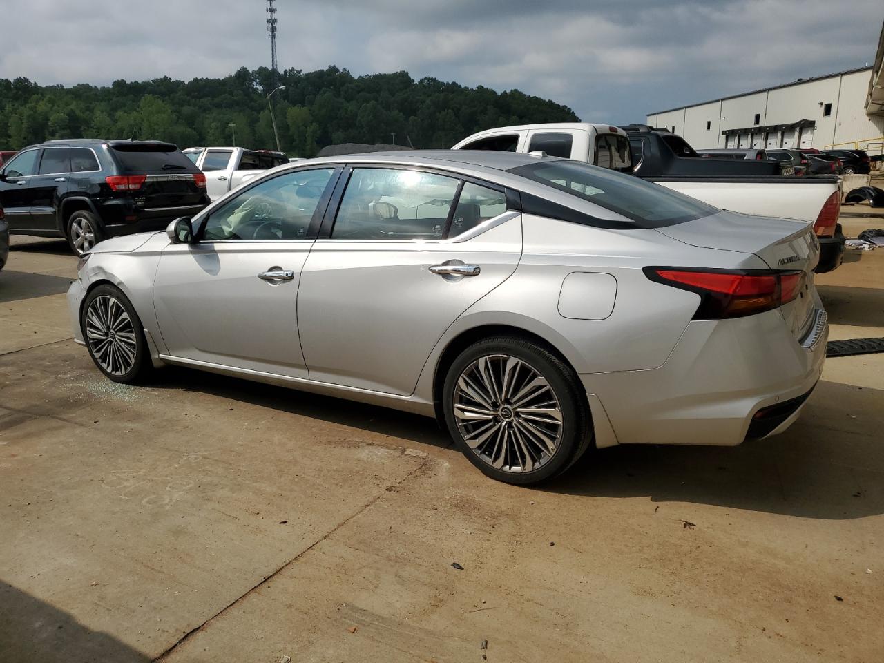 2023 NISSAN ALTIMA SL VIN:1N4BL4EV4PN302616