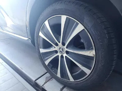 2021 Mercedes-Benz E 300 VIN: