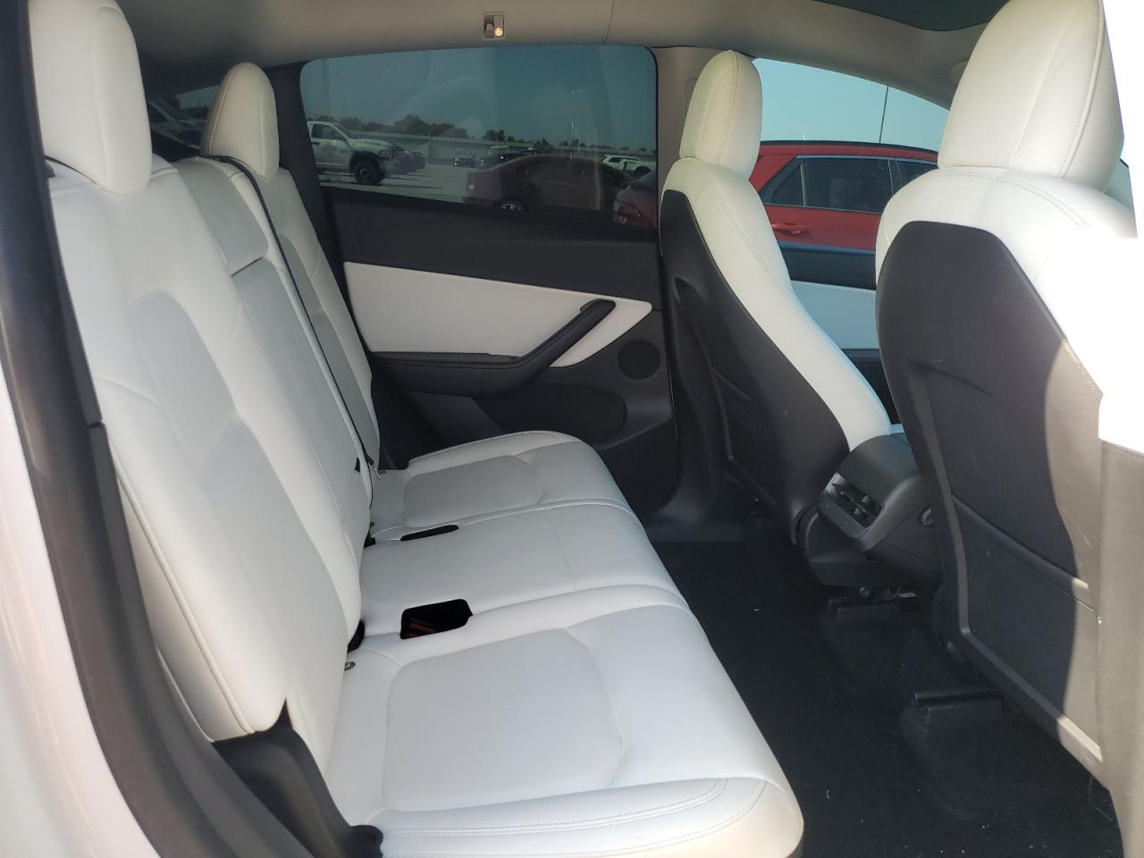 2022 TESLA MODEL Y  VIN:7SAYGAEE0NF361796