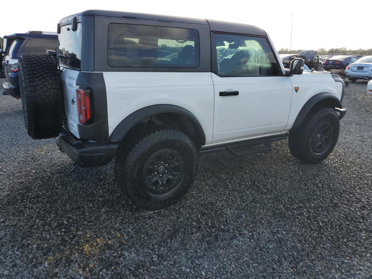 2023 FORD BRONCO BASE VIN:1FMDE5CH4PLB68214