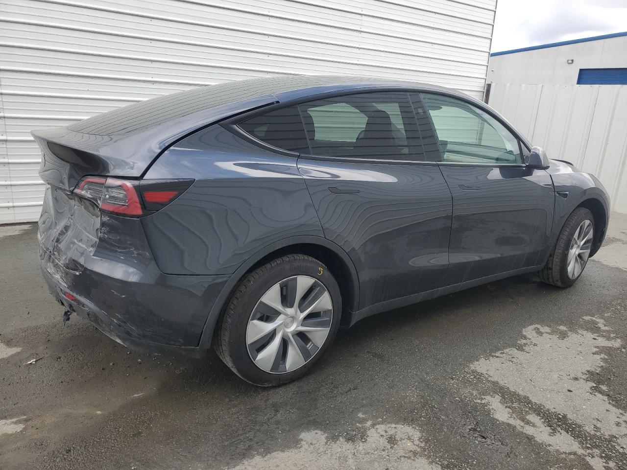 2024 TESLA MODEL Y  VIN:7SAYGDED4RF017614