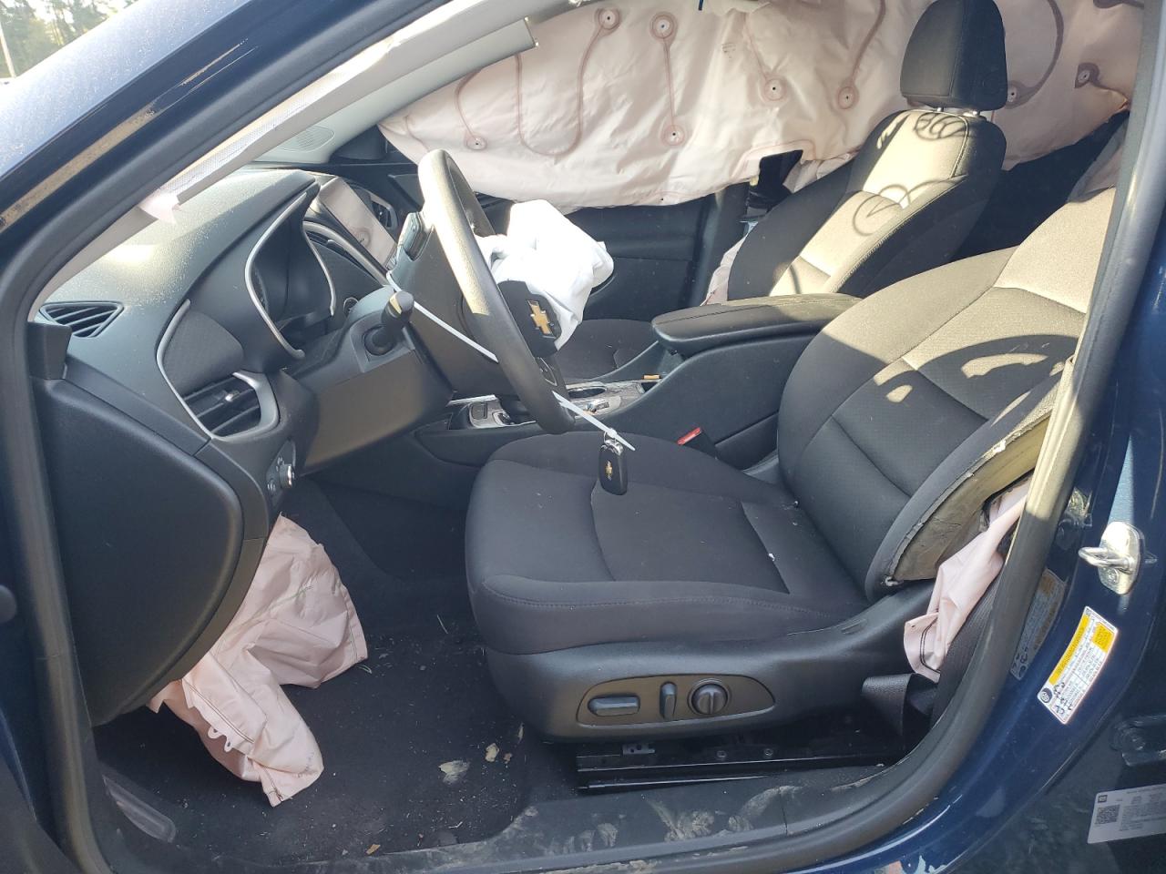 2022 CHEVROLET MALIBU LT VIN:1G1ZD5ST4NF123958