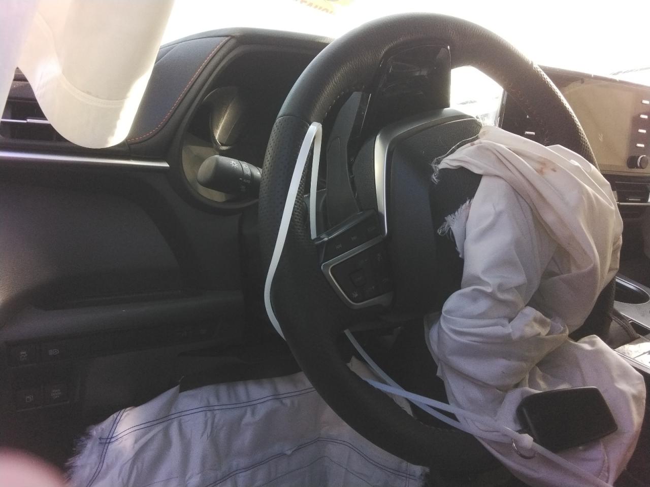 2022 TOYOTA SIENNA XSE VIN:5TDXSKFC8NS071490