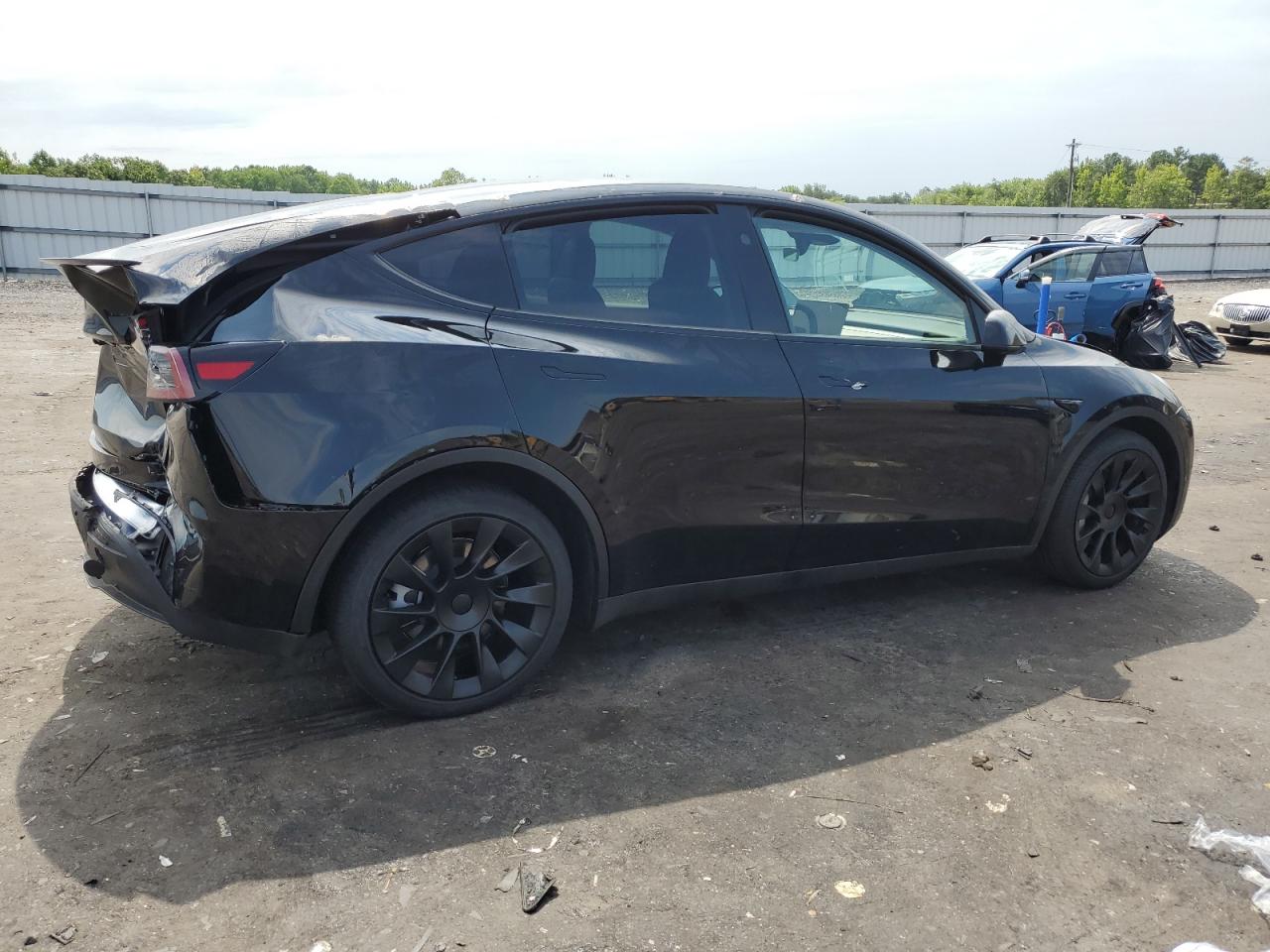 2023 TESLA MODEL Y  VIN:7SAYGDEE5PF835763