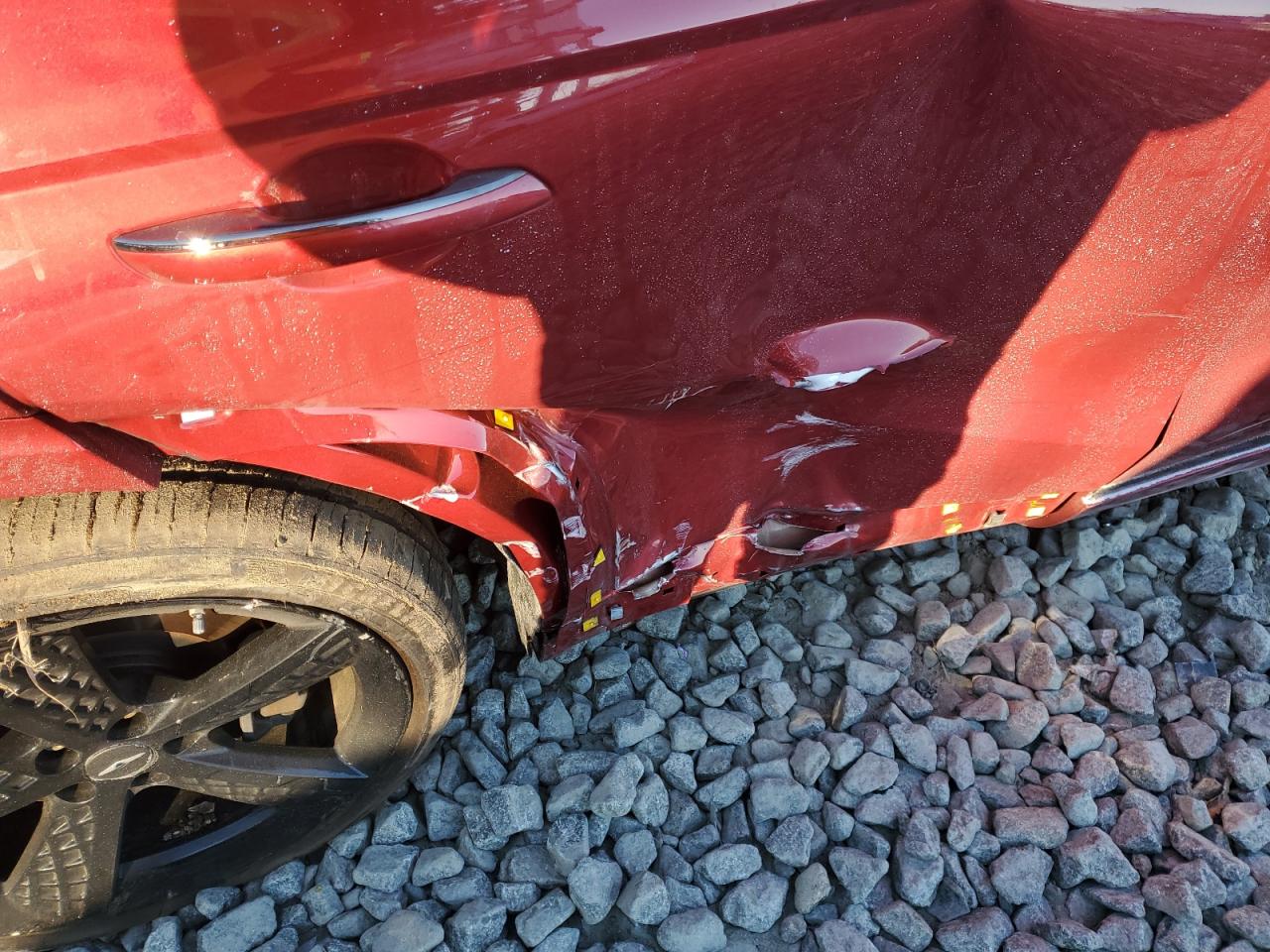 2022 GENESIS GV70 BASE VIN:KMUMCDTC6NU022071