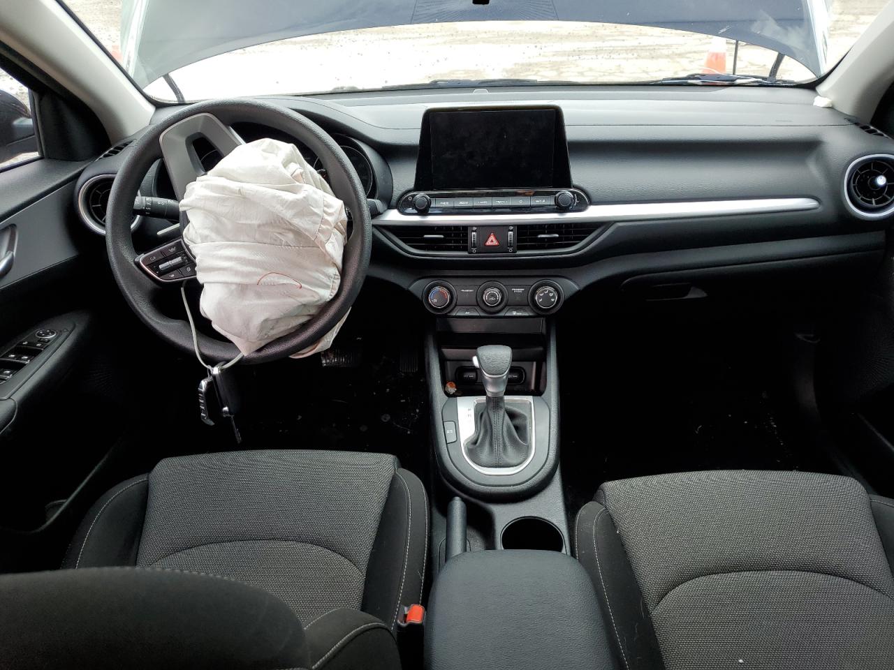 2023 KIA FORTE LX VIN:3KPF24AD6PE671591