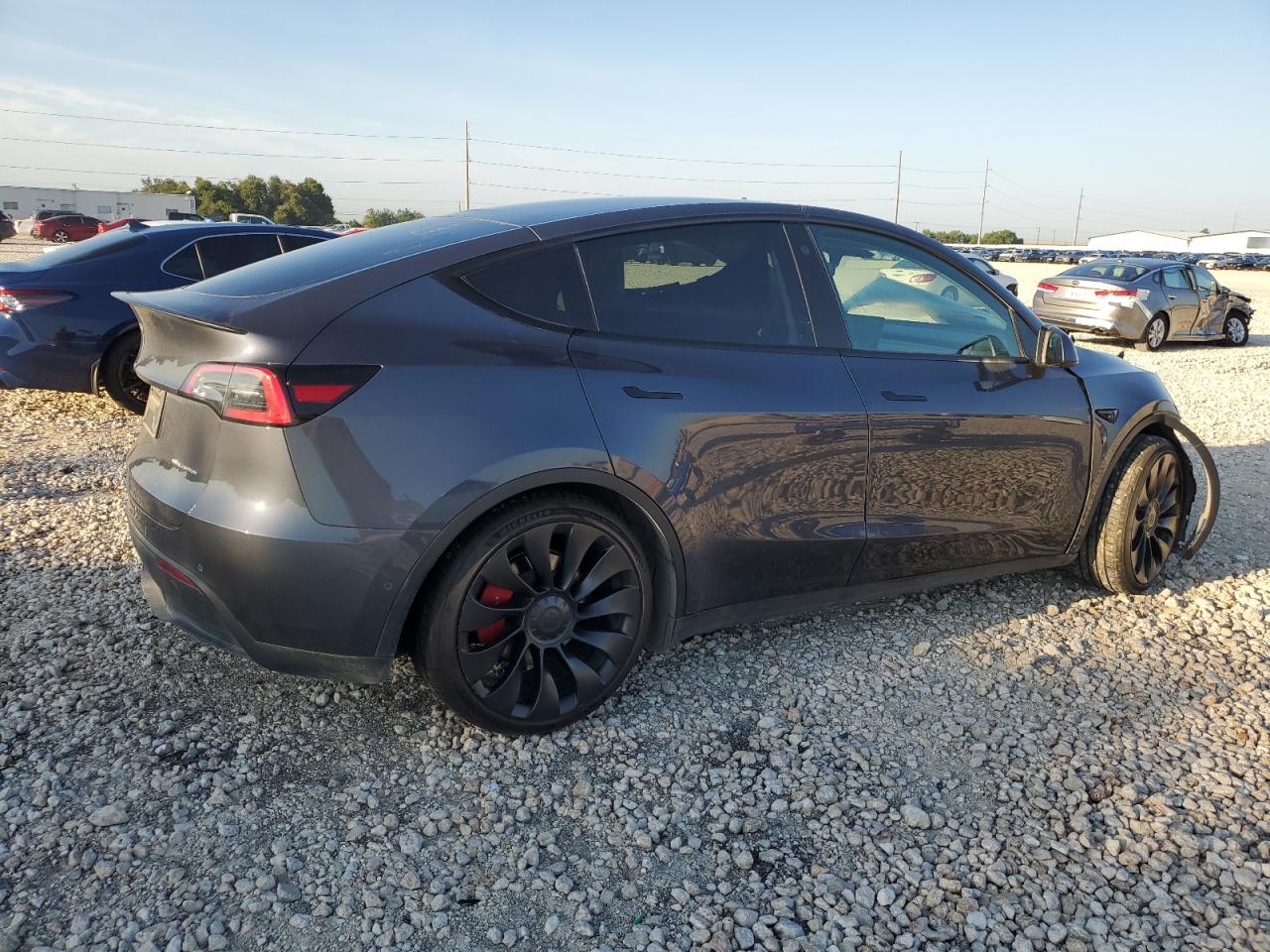 2022 TESLA MODEL Y  VIN:7SAYGDEF2NF549312
