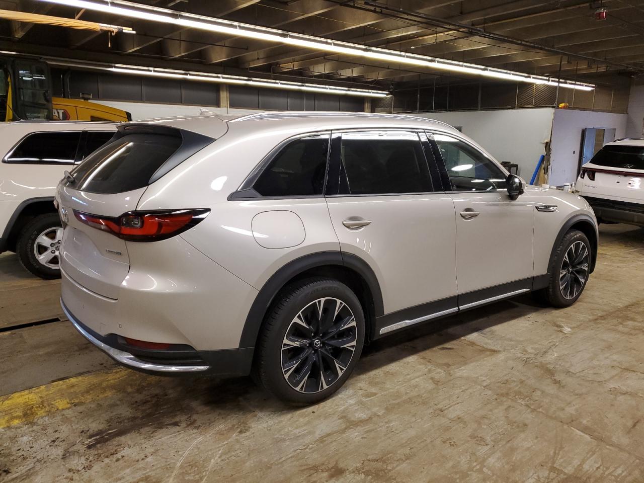 2024 MAZDA CX-90 PREMIUM VIN:JM3KKDHA1R1130889