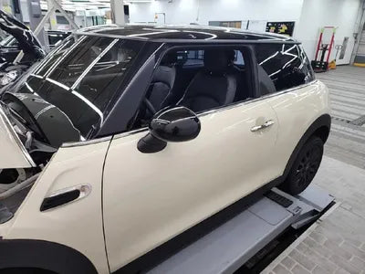 2017 MINI Cooper VIN: