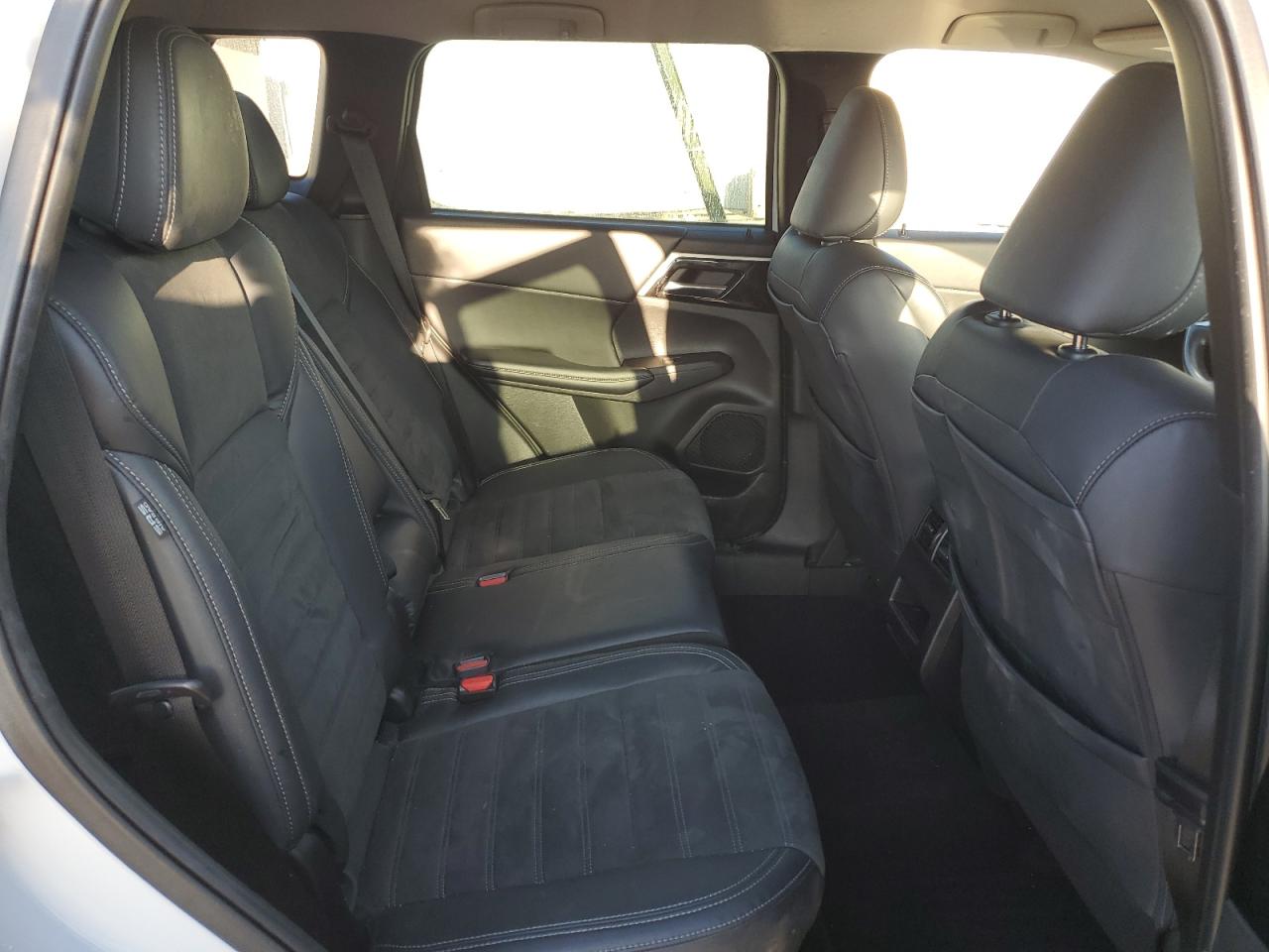 2022 MITSUBISHI OUTLANDER SE VIN:JA4J4UA87NZ064067