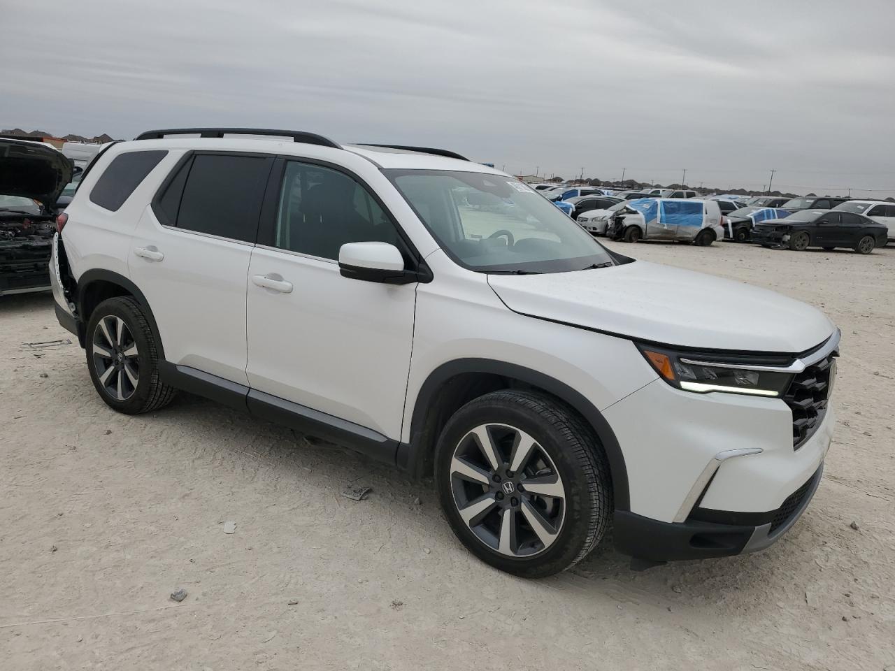 2024 HONDA PILOT TOURING VIN:5FNYG1H70RB002528