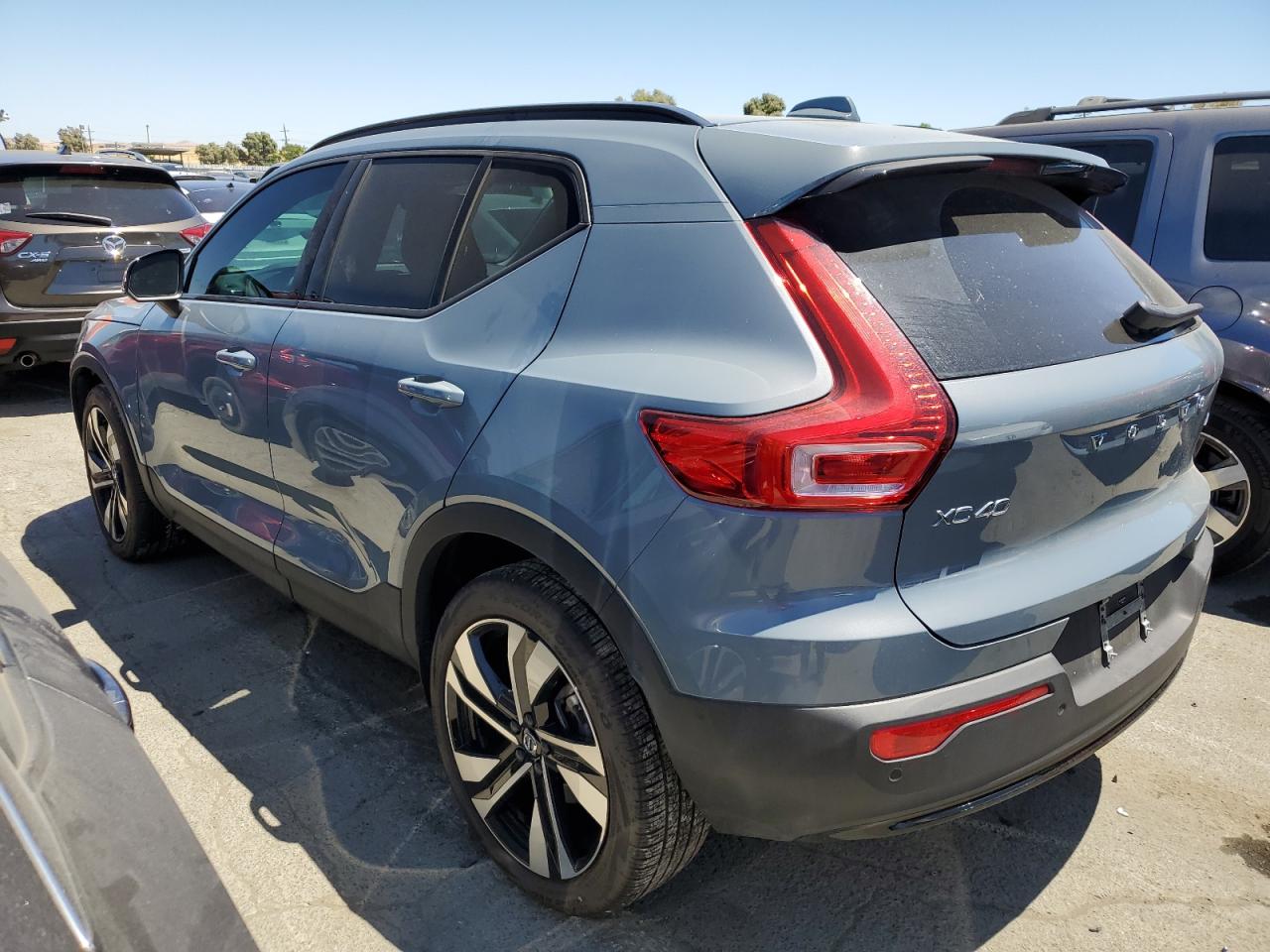 2023 VOLVO XC40 PLUS VIN:YV4L12UW6P2075639