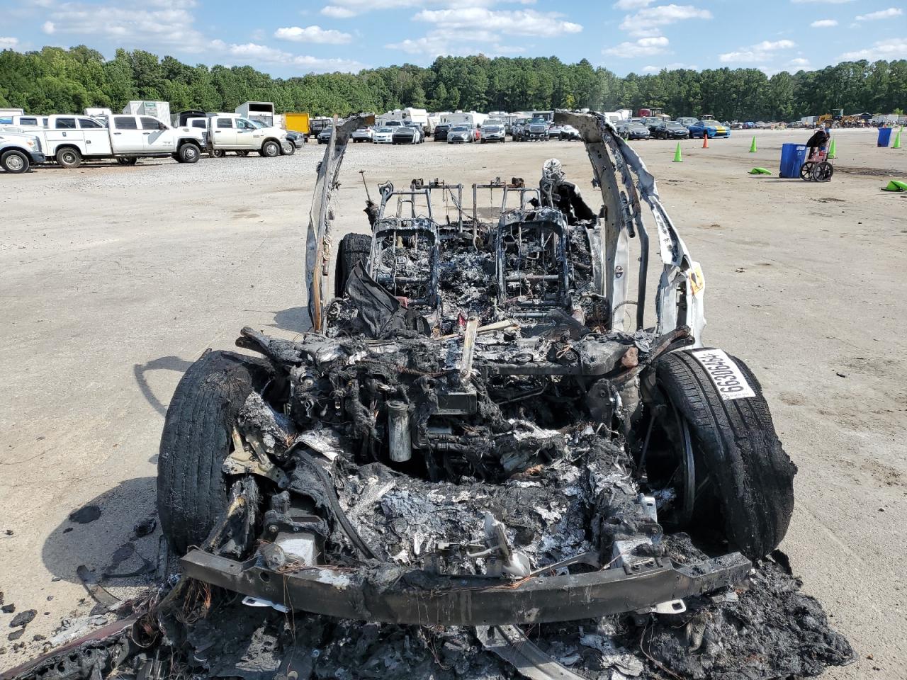 2023 TESLA MODEL X  VIN:7SAXCBE5XPF420630