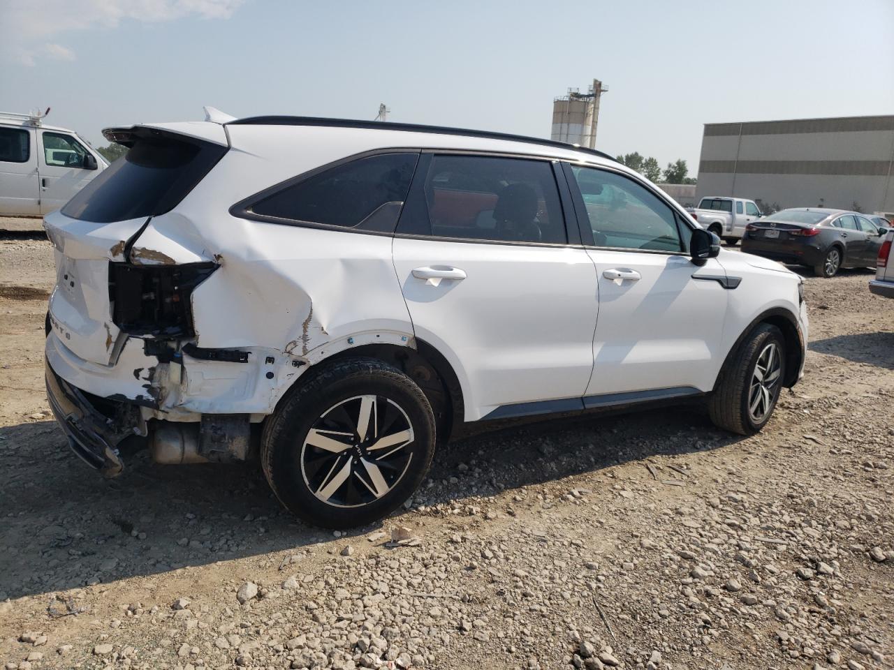 2022 KIA SORENTO EX VIN:5XYRH4LF1NG152068