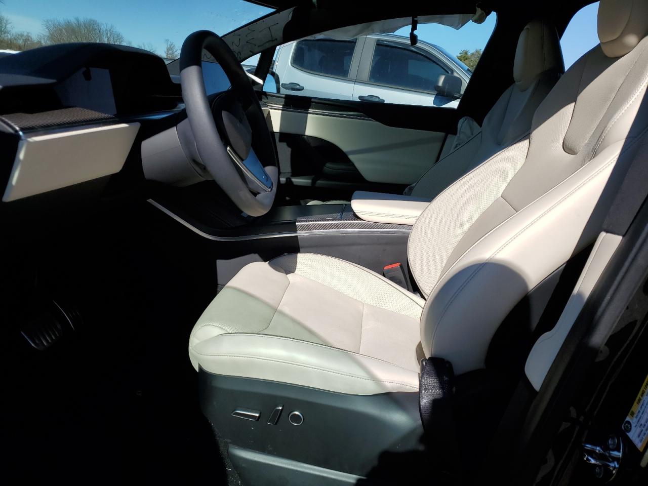 2022 TESLA MODEL X  VIN:7SAXCBE62NF359537