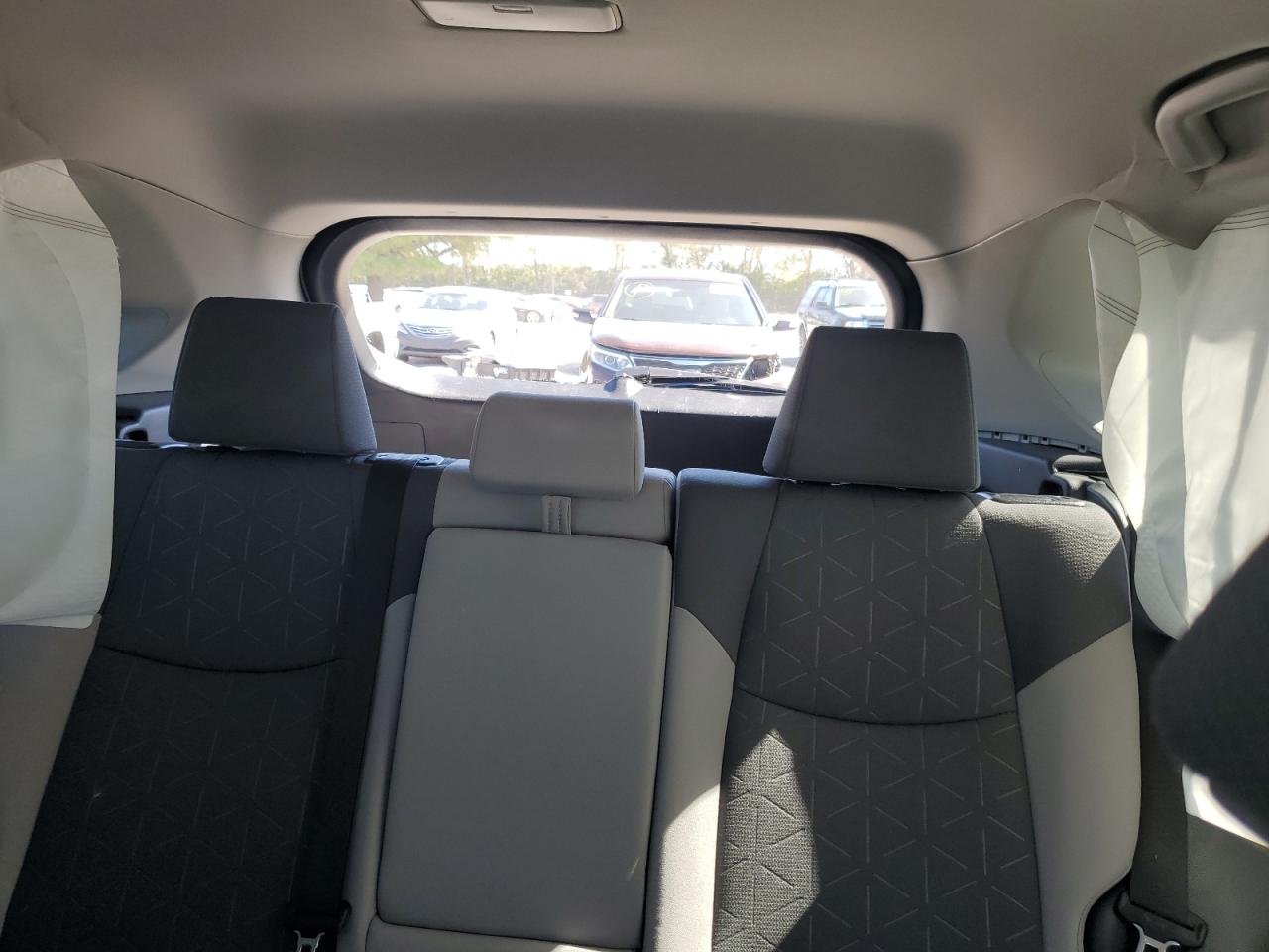 2024 TOYOTA RAV4 XLE VIN:2T3P1RFV6RW426240
