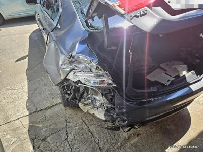 2016 Jaguar XE VIN: