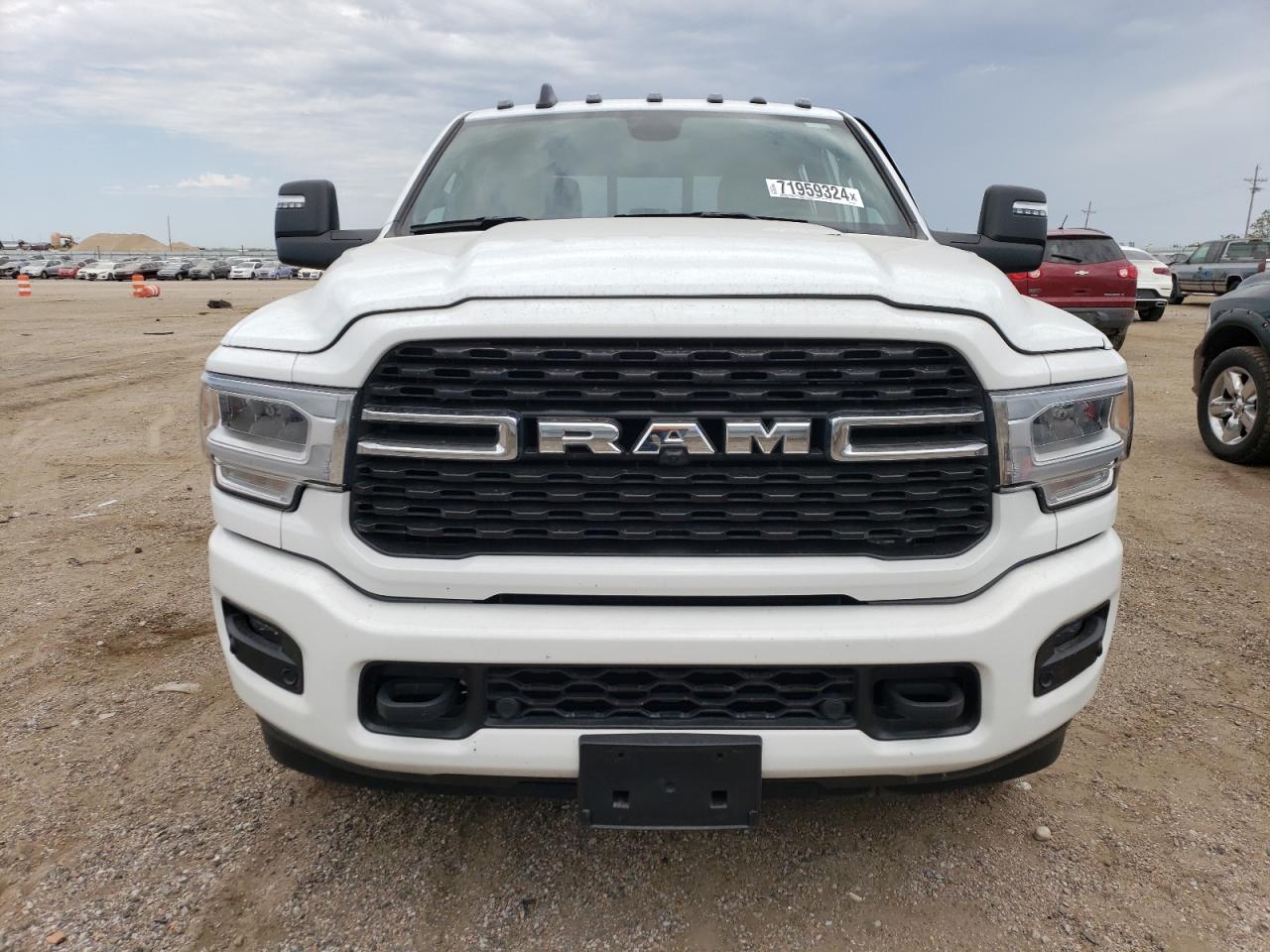 2024 RAM 3500 BIG HORN VIN:3C63R3DL4RG152761