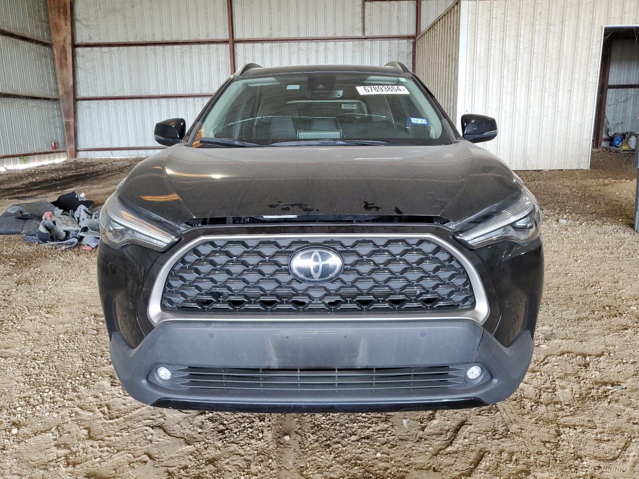 2022 TOYOTA COROLLA CROSS XLE VIN:7MUDAAAGXNV031637