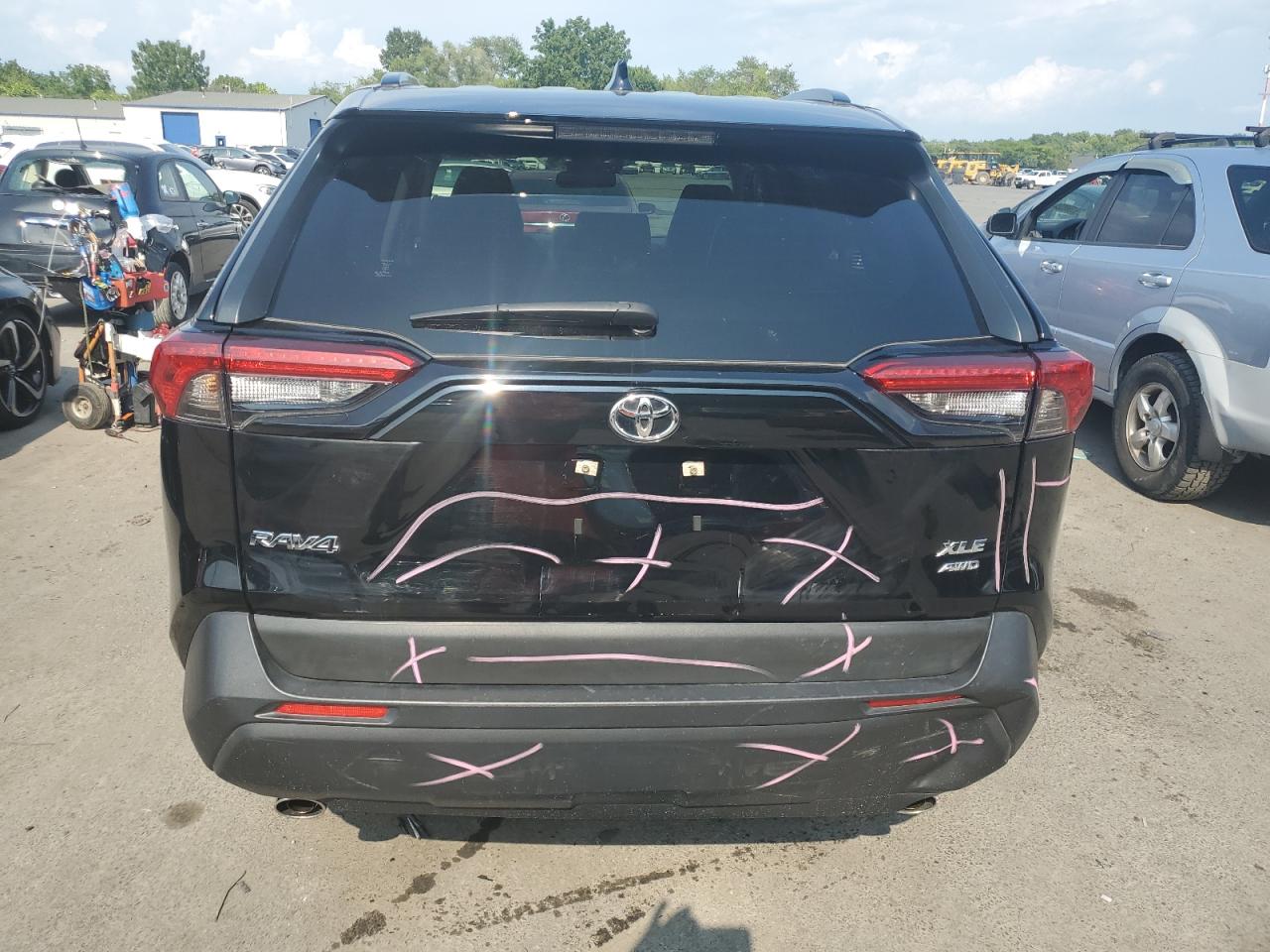 2023 TOYOTA RAV4 XLE PREMIUM VIN:JTMA1RFV6PD095658