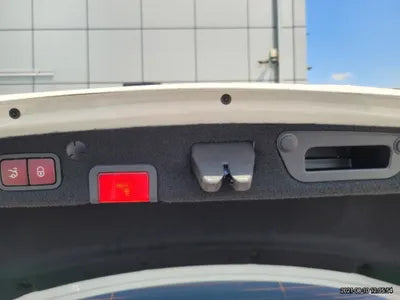 2017 Mercedes-Benz C 63 AMG WDDWF8GB6HF580111 VIN:WDDWF8GB6HF580111