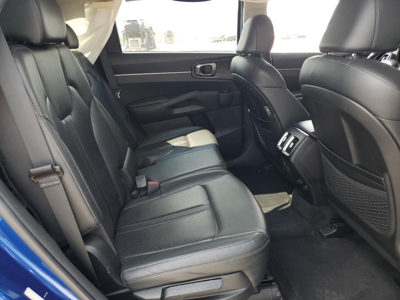 2023 KIA SORENTO S VIN:5XYRL4LC0PG181374