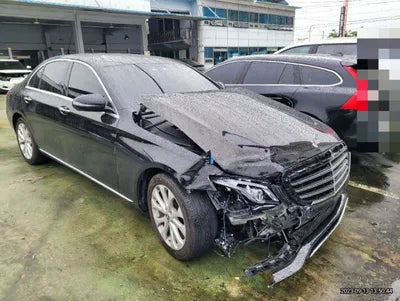 2016 Mercedes-Benz E 220 VIN: