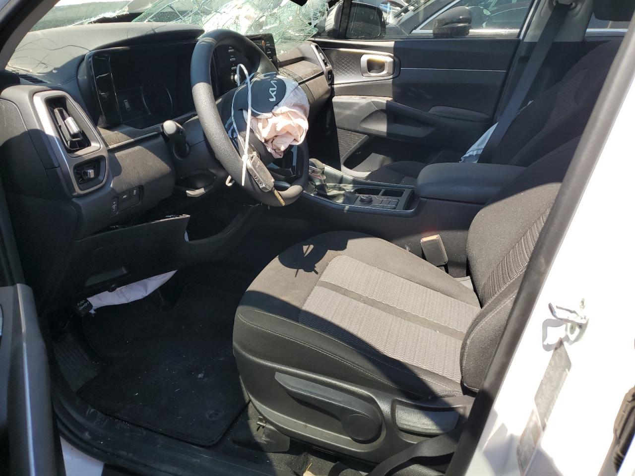 2022 KIA SORENTO LX VIN:5XYRG4LC0NG139594