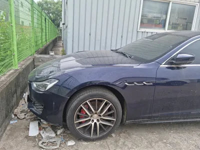 2018 Maserati Ghibli VIN: