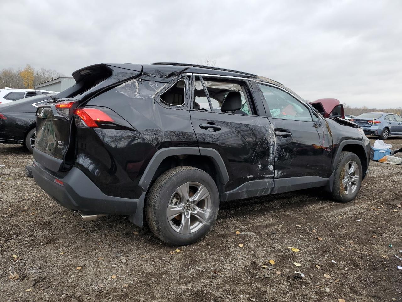 2023 TOYOTA RAV4 XLE VIN:2T3R1RFVXPC351842