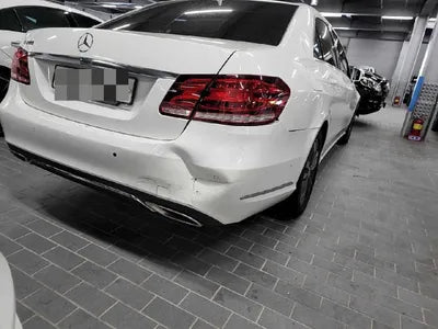 2015 Mercedes-Benz E 200 VIN: