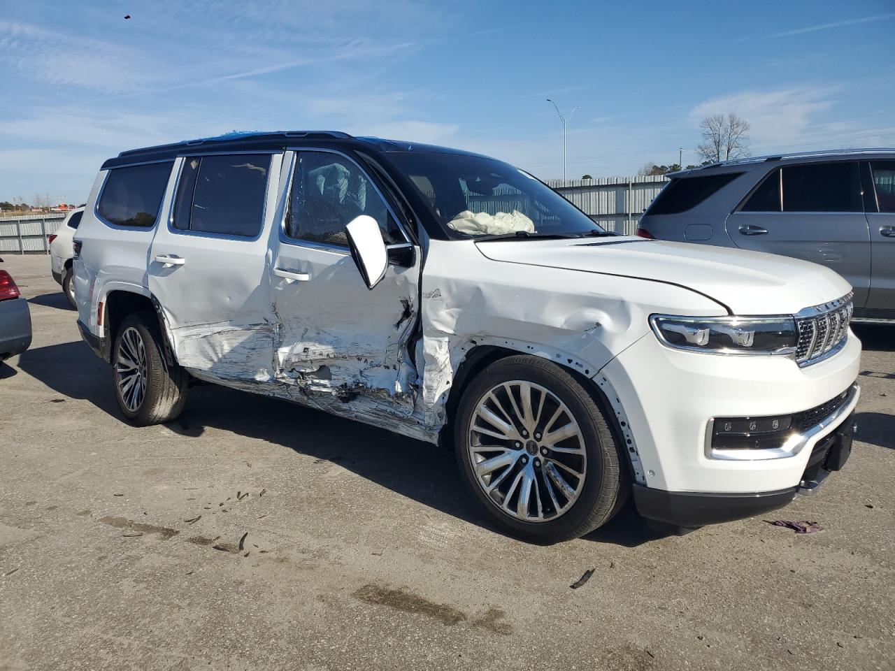 2022 JEEP GRAND WAGONEER SERIES III VIN:1C4SJVGJ2NS138006