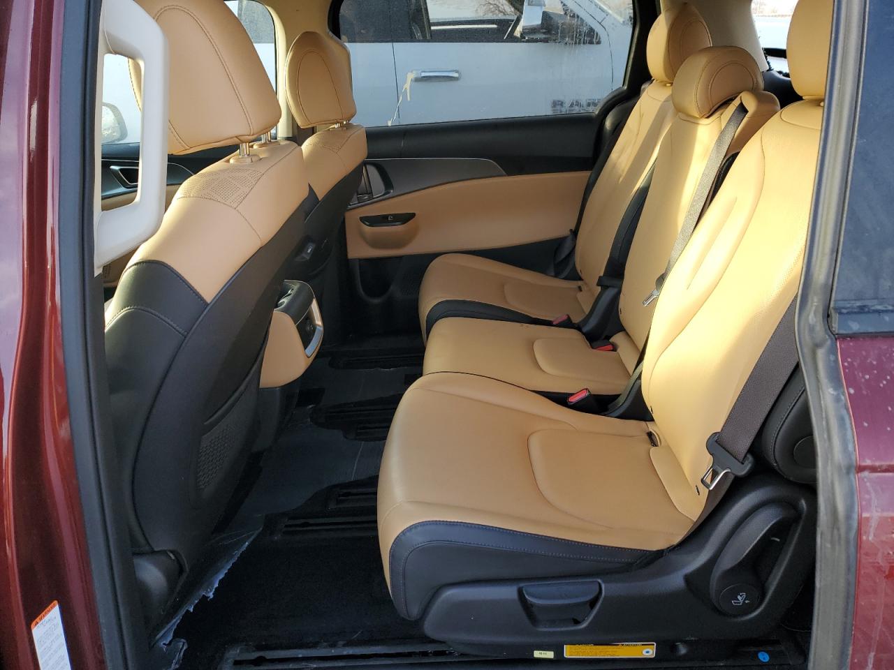 2023 KIA CARNIVAL LX VIN:KNDNB4H31P6196673