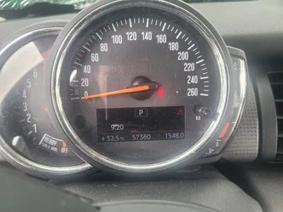 2021 MINI Cooper WMWXV7106M2N70129 VIN:WMWXV7106M2N70129