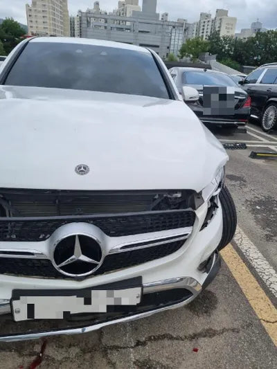 2019 Mercedes-Benz GLC 300 WDC0J4KB2KF528068 VIN:WDC0J4KB2KF528068