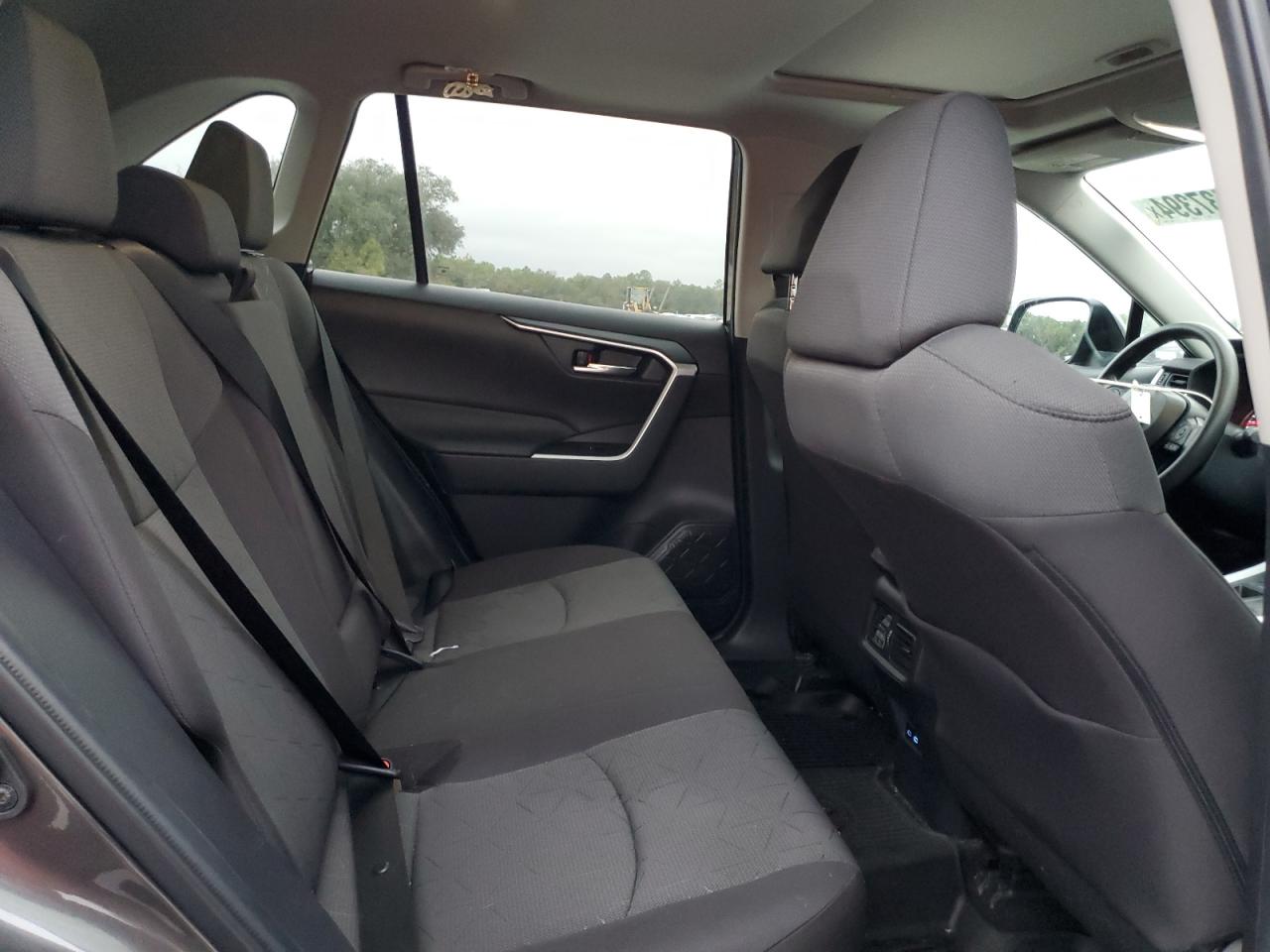 2022 TOYOTA RAV4 XLE VIN:2T3W1RFV6NC175050