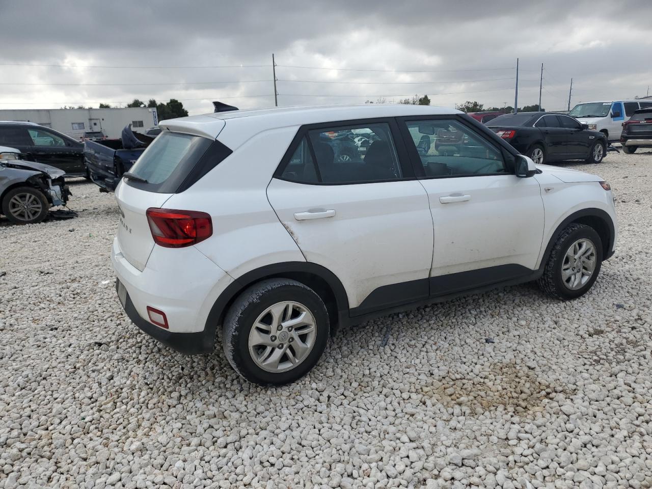 2022 HYUNDAI VENUE SE VIN:KMHRB8A38NU207871