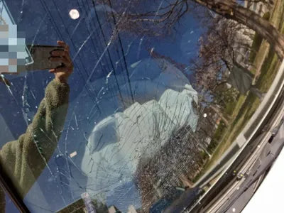 2017 Mercedes-Benz C 200 VIN: