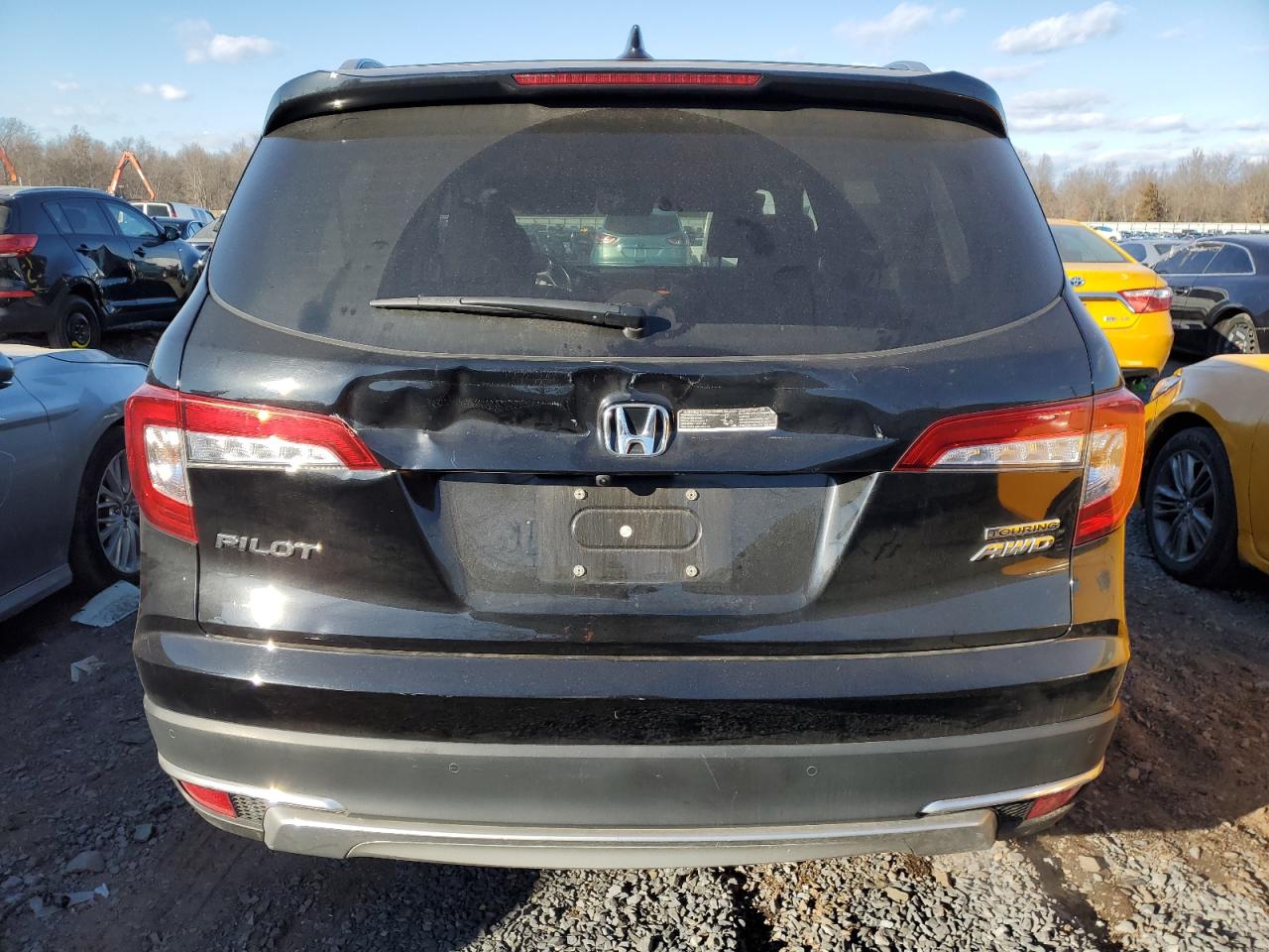 2022 HONDA PILOT TOURING VIN:5FNYF6H60NB091924