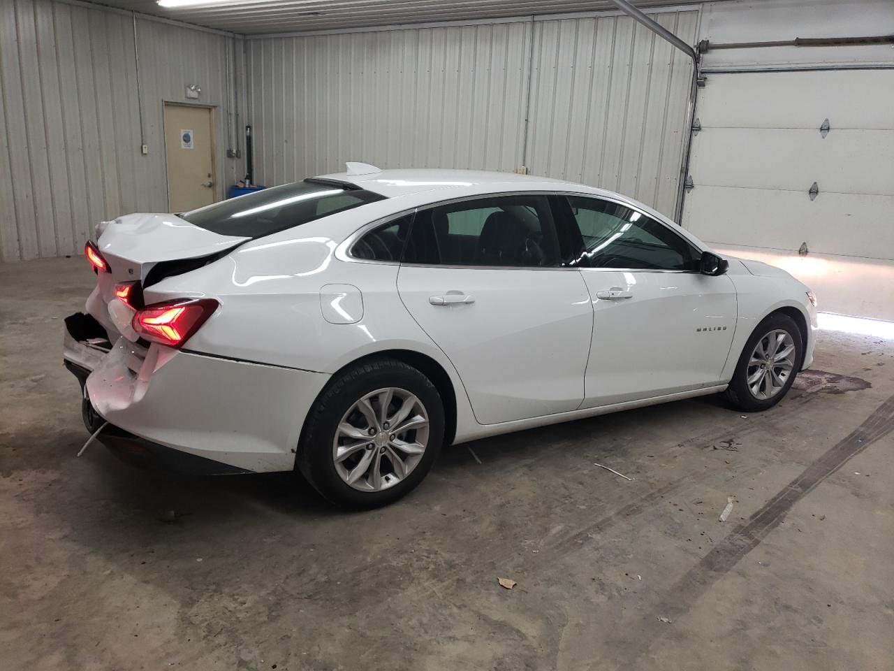 2022 CHEVROLET MALIBU LT VIN:1G1ZD5ST2NF101781