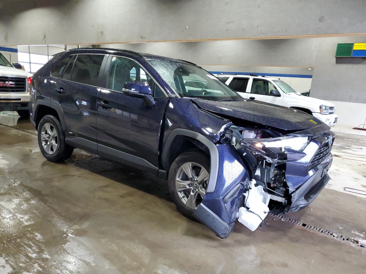 2024 TOYOTA RAV4 XLE VIN:4T3RWRFV7RU147129