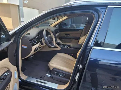 2022 Bentley Bentayga SJAAM14VXNC013723 VIN:SJAAM14VXNC013723