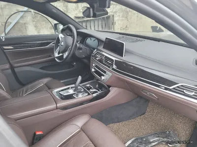 2019 BMW 740 WBA7C6102KB383919 VIN:WBA7C6102KB383919