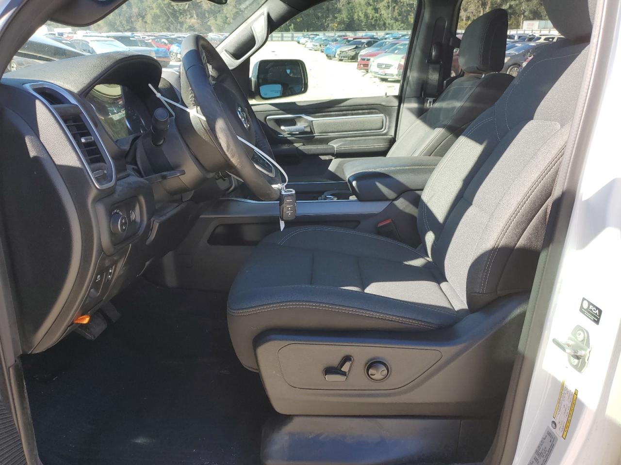 2022 RAM 1500 BIG HORN/LONE STAR VIN:1C6SRFBTXNN163622