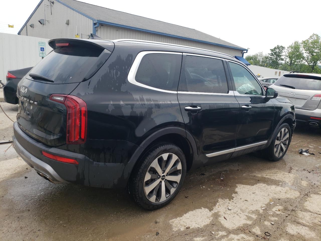2022 KIA TELLURIDE S VIN:5XYP6DHC7NG318363
